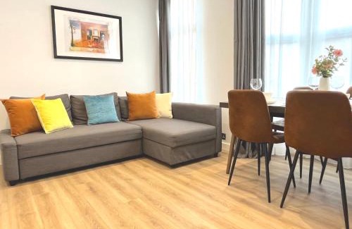 Higham Hill Apartment | The home comfort you need in London is 16 minutes away from Central London