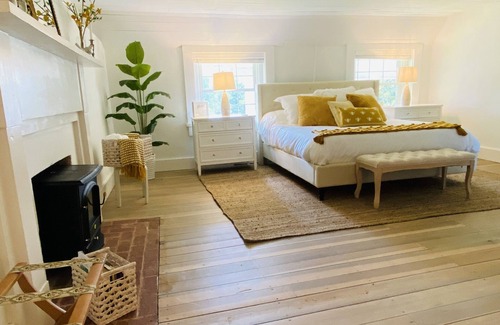 Fayetteville Bed & Breakfast | The Hopestead Bed & Breakfast