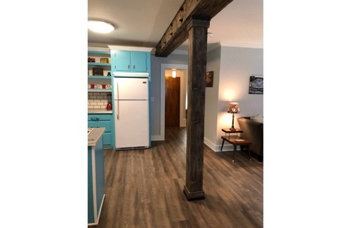 Williamston Apartment | The Hot Rod Suite at Snooze and Cruise Apartments