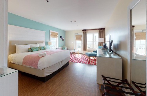 Misquamicut Hotel | The Hotel Maria