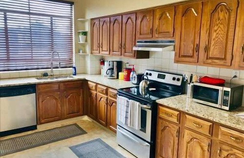 German Village House | The House Hotels - New Frankfort 1