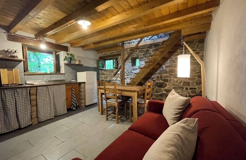 Borgo Val di Taro Cabin | The house in the woods, rustic stone cabin nestled in the chestnut forest