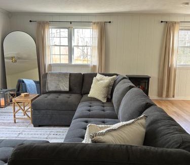 Lexington House | The House On Kings Corner
