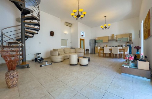 Madliena House | The House, Sliema, Malta - Near the bay, bars, restaurants, shops