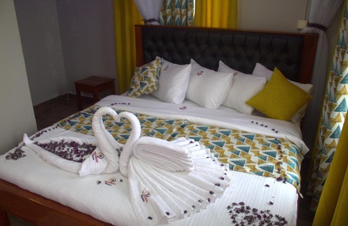 Kisumu Resort | The Hydeout Riviera