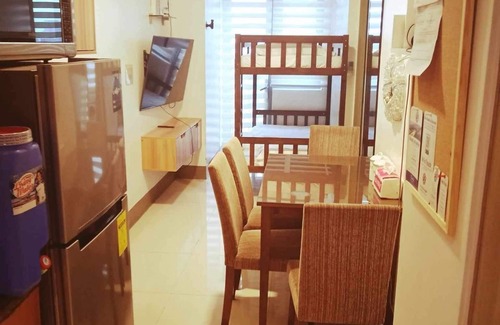 Highway Hills Condo | The ICONIC: Comfortable living by Awsom Phil