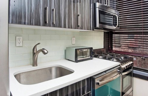 Rose Hill Apartment | The Ideal II Vibe 8558