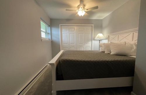 Davis Hotel | The Inn at Canaan