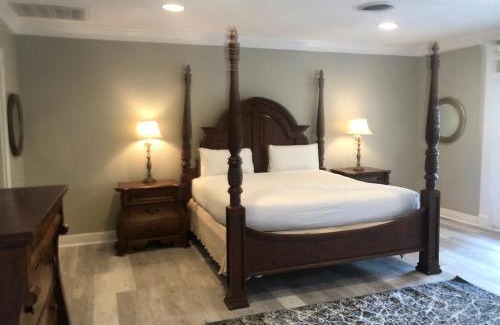 Vicksburg Hotel | The Inn at Cedar Grove