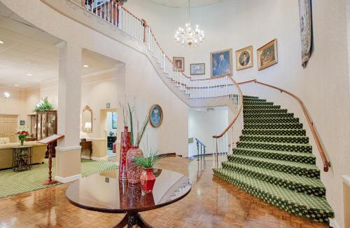 Stone Mountain Hotel | The Inn at Stone Mountain Park