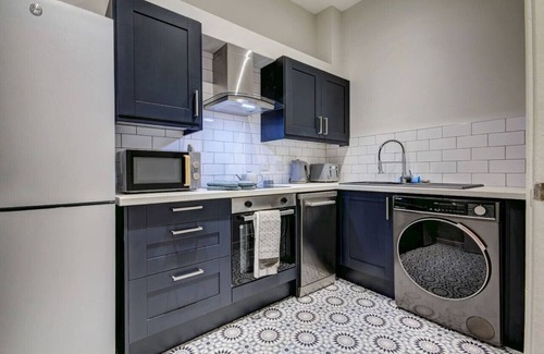 Irvine Apartment | The Irvine - Coorie Doon Apartments