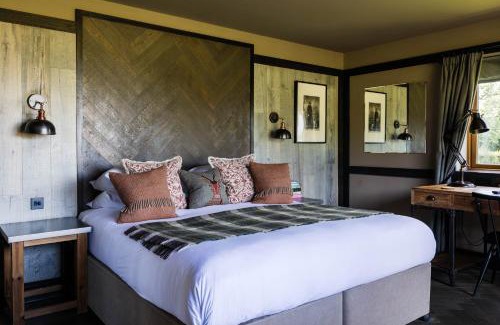 Penwood Hotel | The Jack Russell