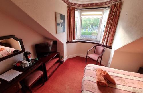Central Aberdeen House | The Jays Guest House