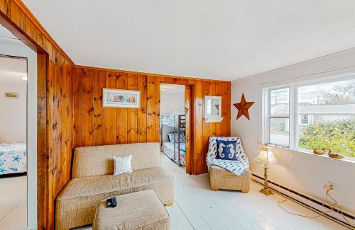 Dennis Port House | The Jib