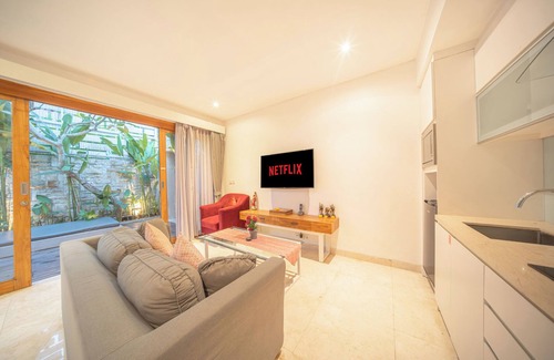 Jimbaran Bay Villa | The Jimbaran Villa by Ini Vie Hospitality