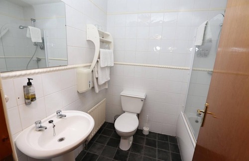 Bawnboy Hotel | The Keepers Arms