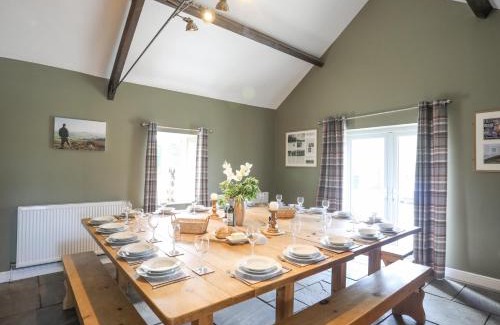 Garn Fadryn House | The Keepers Lodge