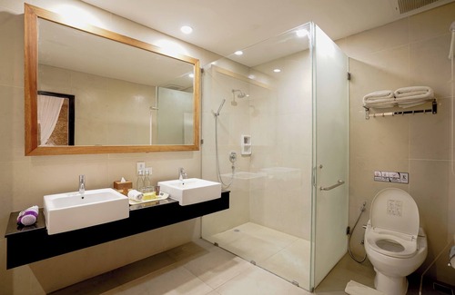 Batu Bolong Resort | The Kirana Canggu Hotel