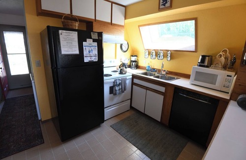 Yachats House | The Kite - Comfortable Yachats Home