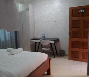 Kutus Hotel | THE LAGOON RESORT AND Spa