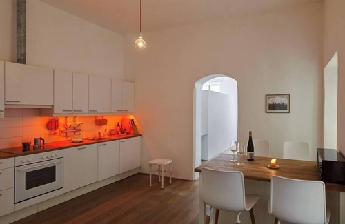 Krems an der Donau Apartment | The laid back Loft at Schloss Hollenburg