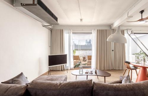 Khlong Ton Sai Apartment | The Lair Bangkok - 3mins walk to ICON SIAM