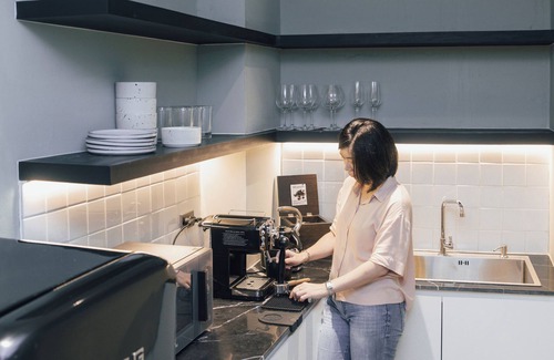 Khlong Ton Sai Apartment | The Lair Bangkok