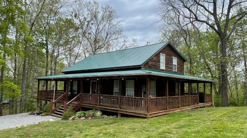 Byrdstown Ski Chalet | The Lake House At Dale Hollow!