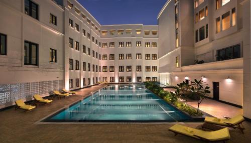 Kolkata Hotel | The Lalit Great Eastern Kolkata