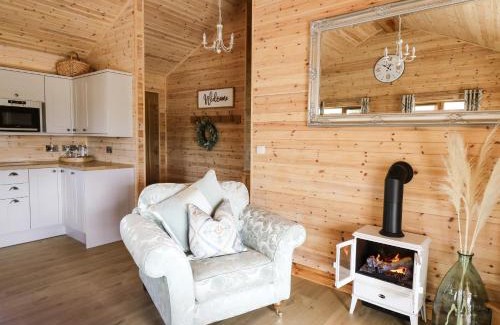 Llanidloes House | The Larches