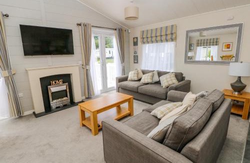 Pendine House | The Last Resort