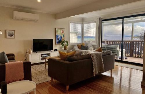 Primrose Sands House | The Lazy Fig - Ocean Views, Orchard & Pizza Oven