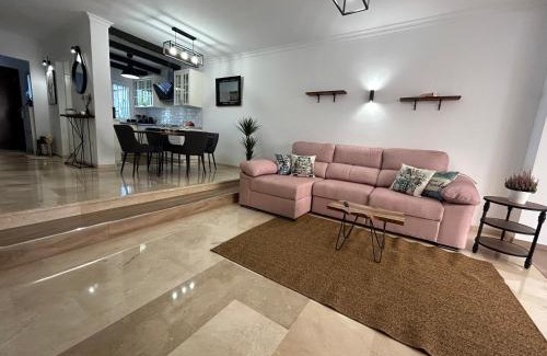 New Golden Mile House | The Lemon House