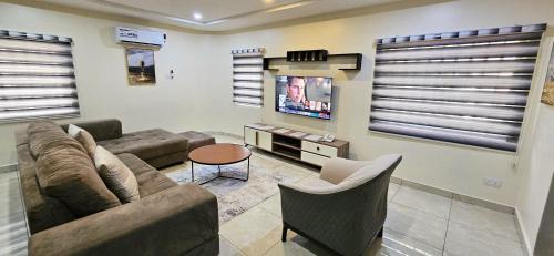 Wuse 2 Apartment | The Leneade