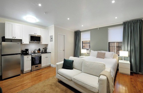 Kips Bay Apartment | The Lexy Vibe 8610
