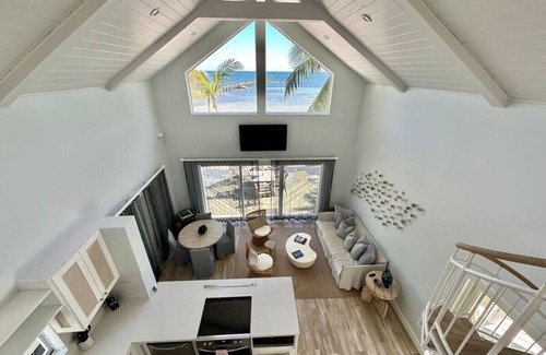 Sugarloaf Key House | The Lighthouse - Beach Houses Key West