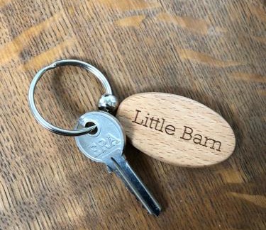Hindhead Bed & Breakfast | The Little Barn - Self Catering Holiday Accommodation