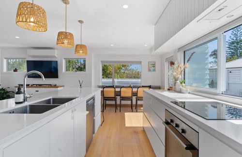 Mount Maunganui House | The Little Easy ~ Mount Maunganui ~ Beyonder Holiday Homes