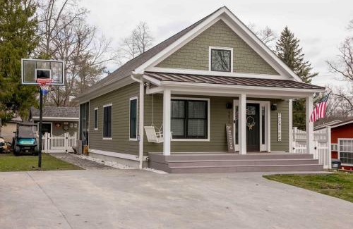 Hammondsport House | The Little Green Cottage-Waneta