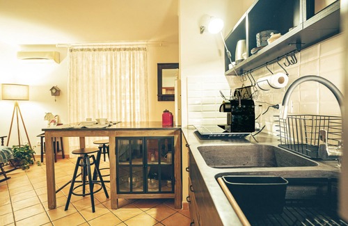 Vittorio Emanuele Apartment | The Little House in Napoli