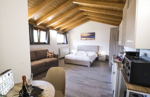 Luino Apartment | The Little House