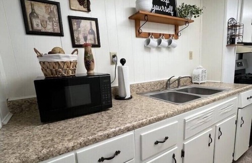 Weirton Apartment | The Little Nook