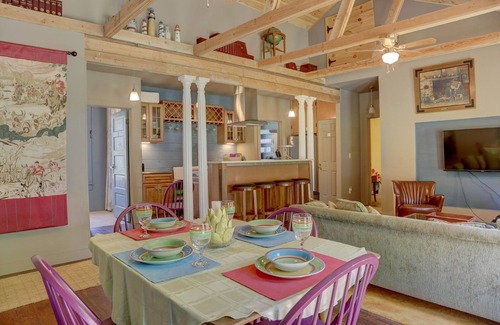 Amenia Cabin | The Lodge- 3-bedroom with WiFi, AC and pool in gorgeous Amenia