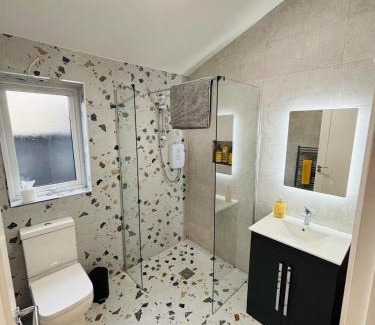 Shantraud House | The Lodge A Home Away from Home