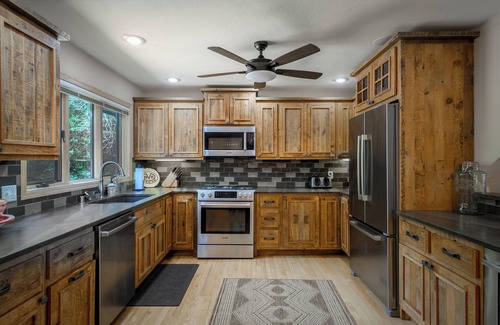 Avoca House | The Lodge at Big Valley Ranch