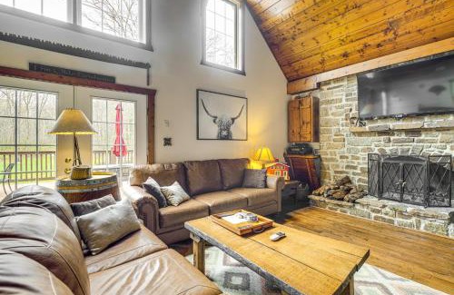 Bland House | The Lodge at Crider Creek Getaway on 140 Acres!