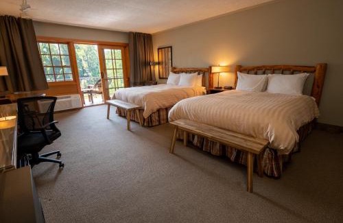 Grants Pass Cabin | The Lodge at Riverside