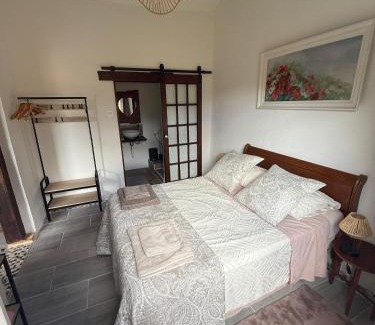 Bergerac Ski Chalet | The Lodge