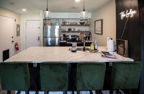 Ludlow Condo | The Lodge-Modern Ski-Out/Ski-Out. Serene retreat Condo for the Outdoorsy type!
