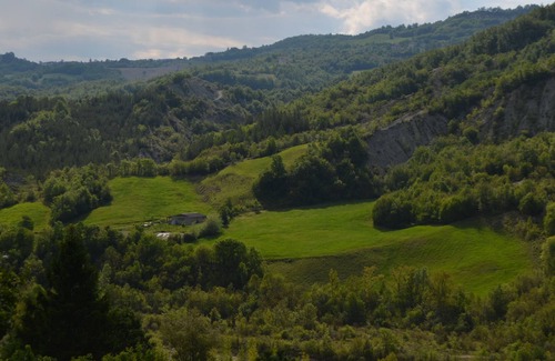 Toano House | The Lodge, part of the ancient Borgo of Villa Bonicelli.
